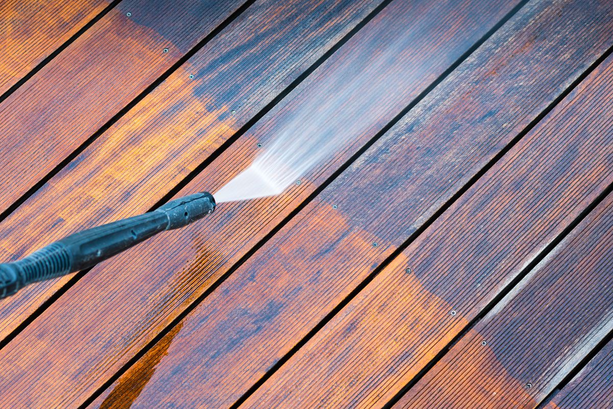 How to Clean Wood or Composite Deck